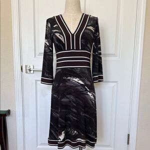 BCBGMaxazria Black and White Sheath Dress with V-Neck and 3/4 Sleeves